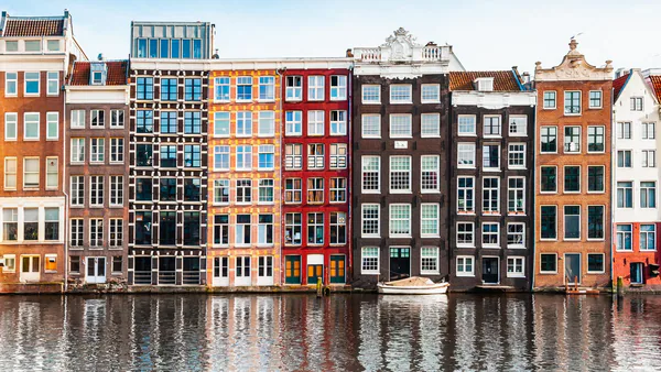 Nederlands vertaler — Ecrivus